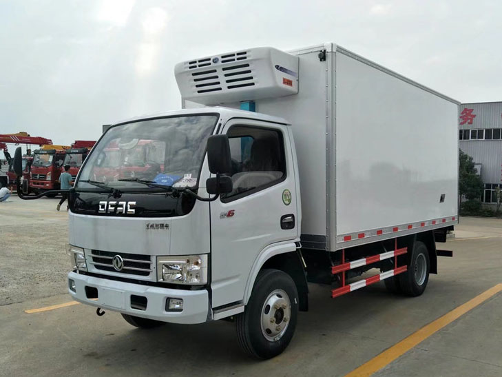 東風(fēng)大多利卡5.2米冷藏車(chē)